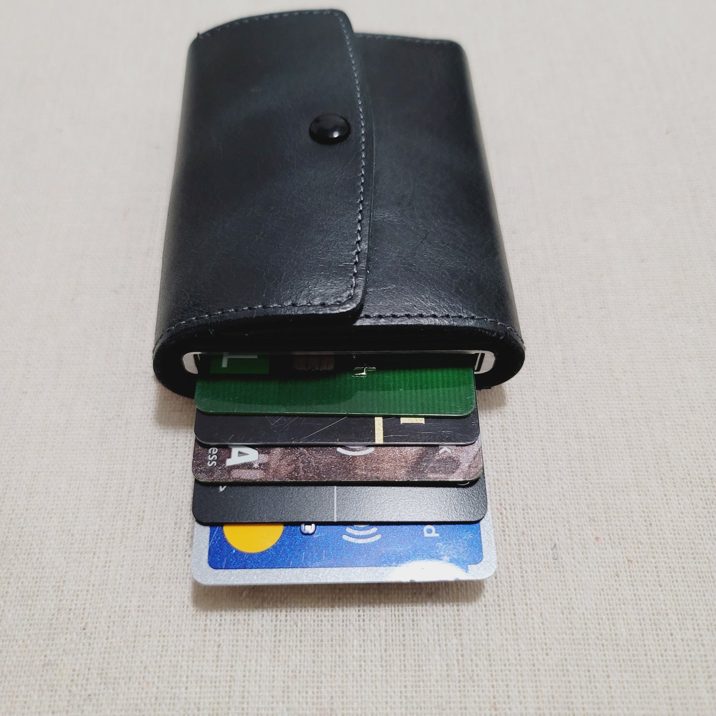 Minimalist Pop Up Credit Card Wallet